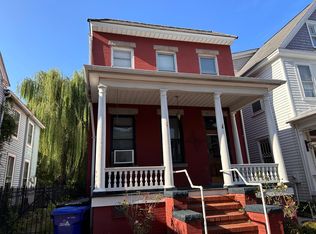 408 Glasgow St, Portsmouth, VA 23704