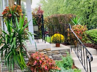 625 N Pinecrest Rd, Bolingbrook, IL 60440