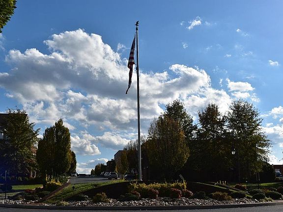 Wyndhurst Circle