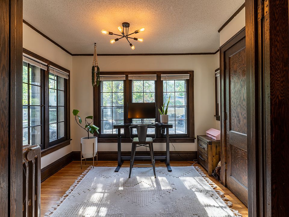 1st image of 3113 Fremont Ave S #2