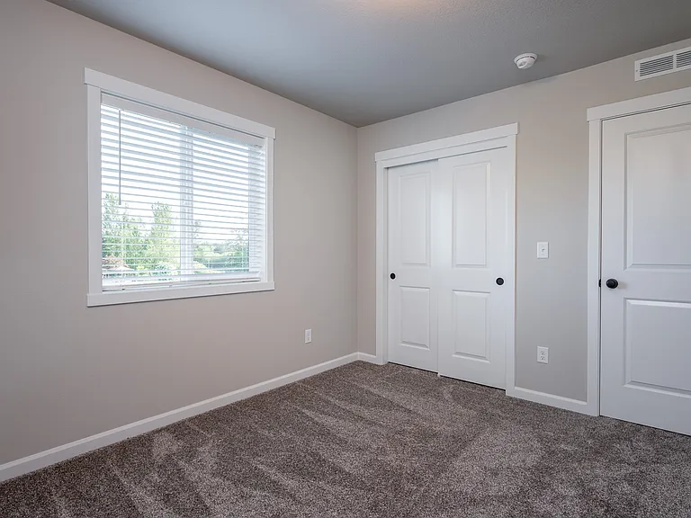 10510 NE 104th St — Photo 17