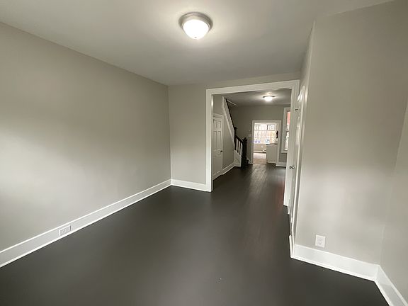 2nd image of 1005 Green St