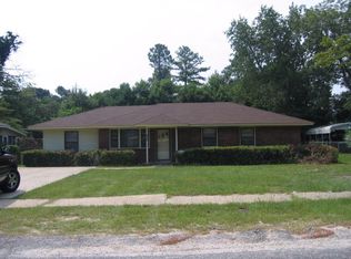 1940 Millwood Rd, Sumter, SC 29150