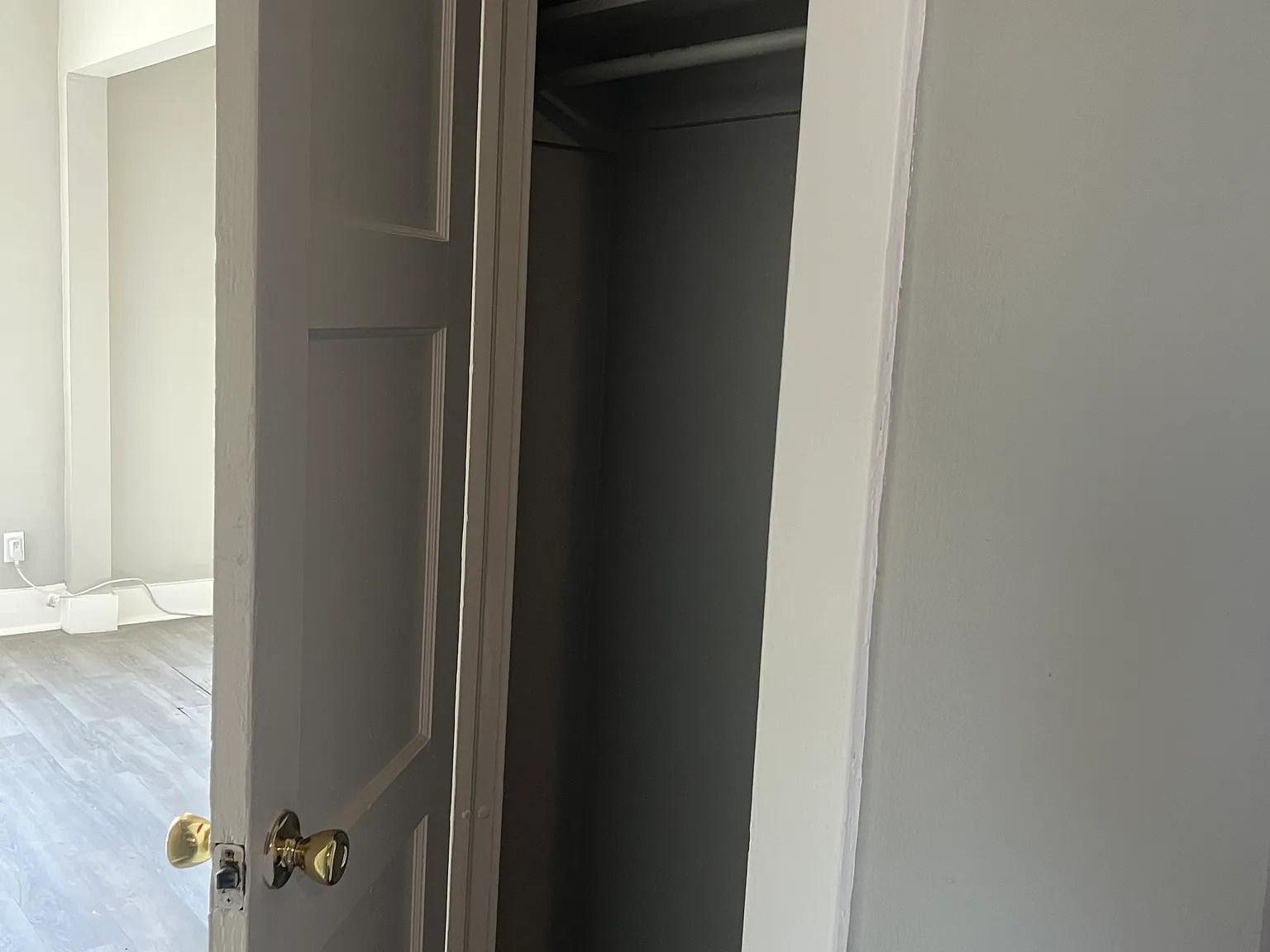 1 bed, $895 — Photo 4