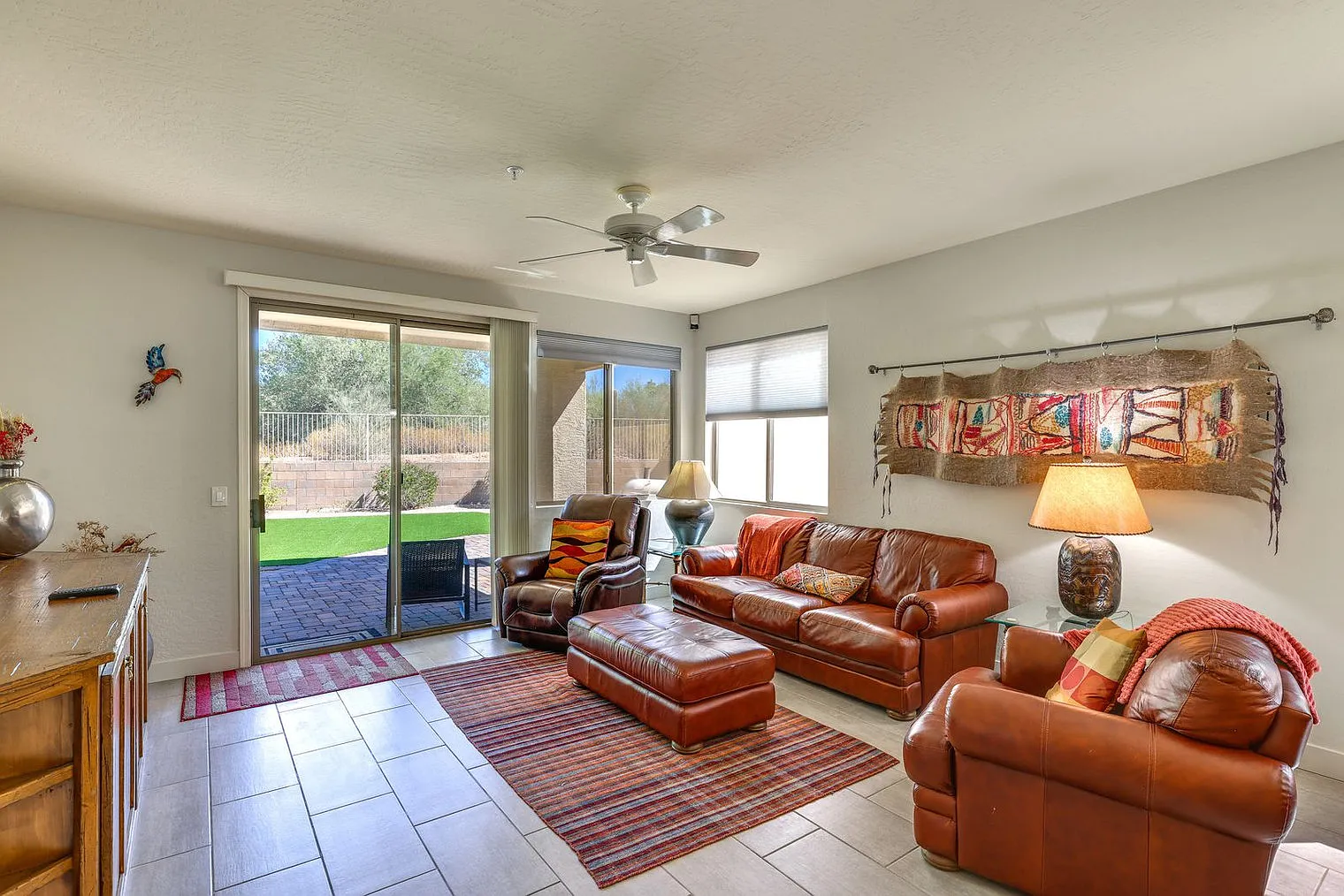 3 bed, 2.5 bath, 1948 sqft, $3,027 — Photo 1