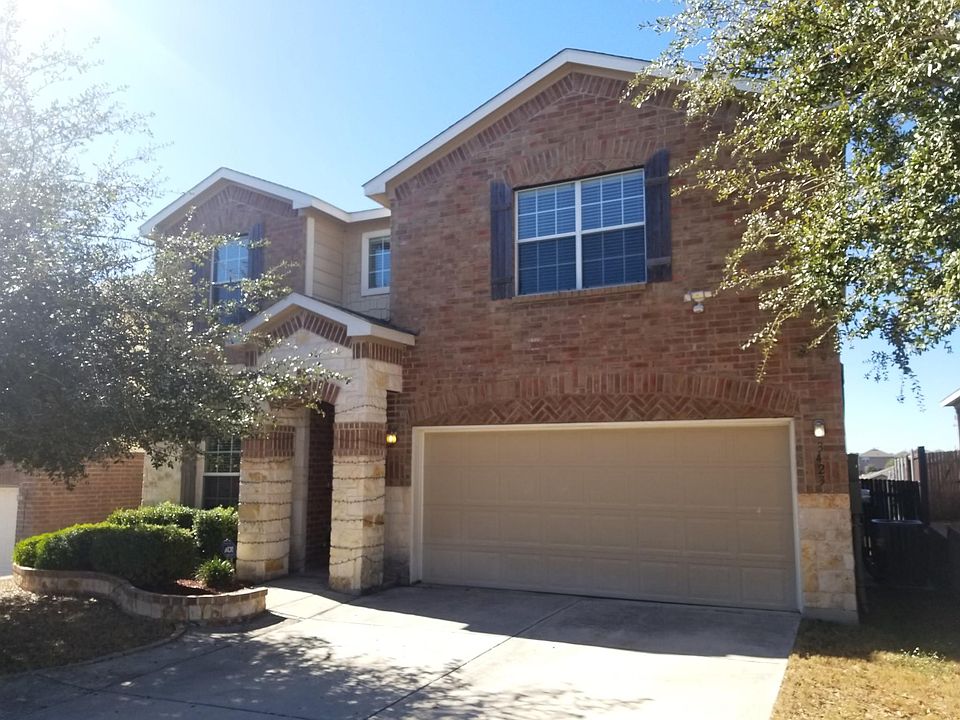 1st image of 3423 Mentone Way