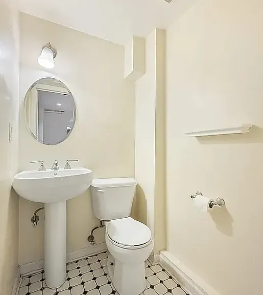 109 W 10th St #1 — Photo 25