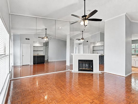 5th image of 400 Pebble Way APT 262