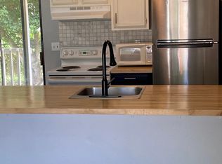 126 Hillside Dr #A, Elgin, TX 78621