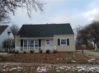 1353 Curtis Ave, Cuyahoga Falls, OH 44221