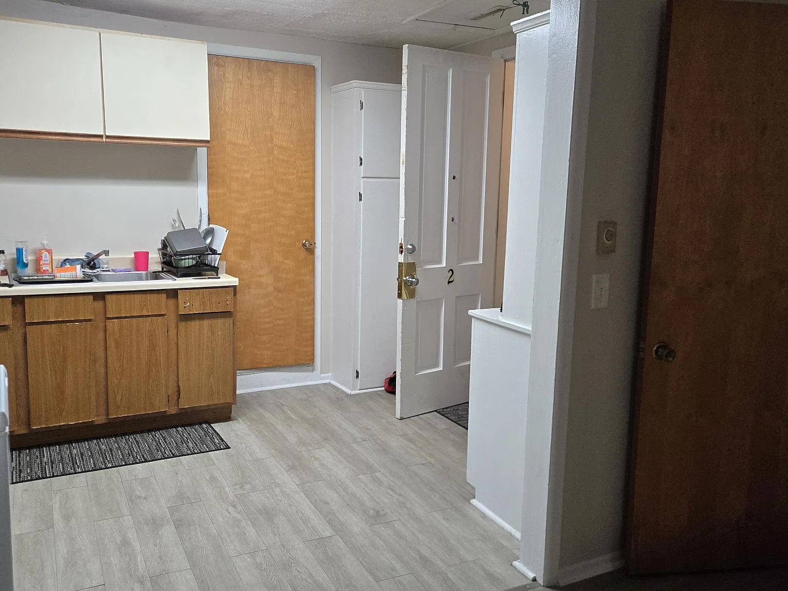 102 N Arch St — Photo 3