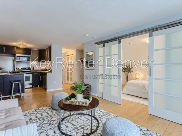 1032 N Clarkson St APT 307, Denver, CO 80218