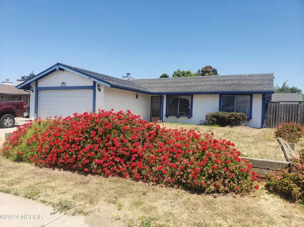 624 N 7th St, Lompoc, CA 93436