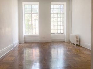 26 Perry St APT 2A, New York, NY 10014