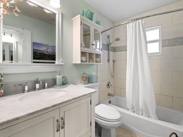 274 Crane Pt N, Jupiter, FL 33458
