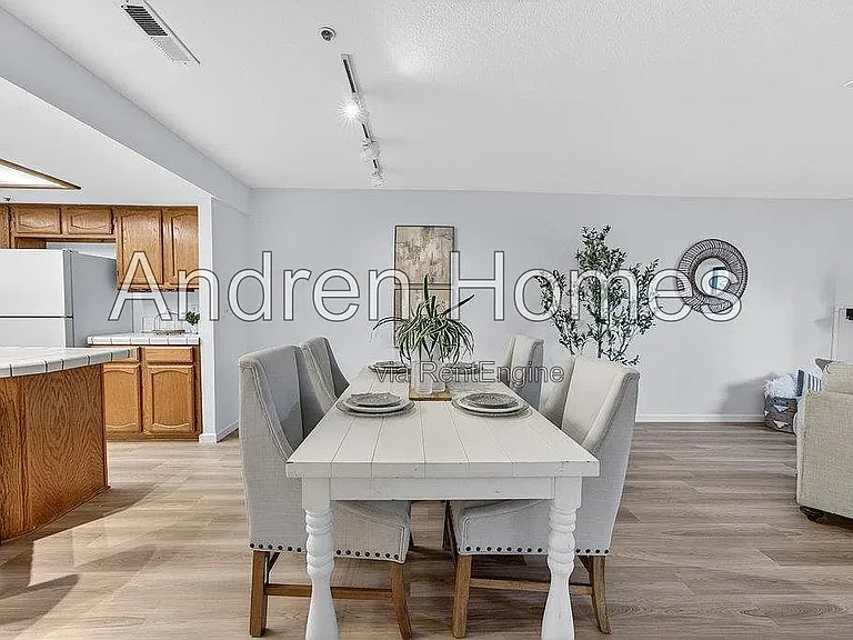 79 S Branciforte Ave — Photo 14
