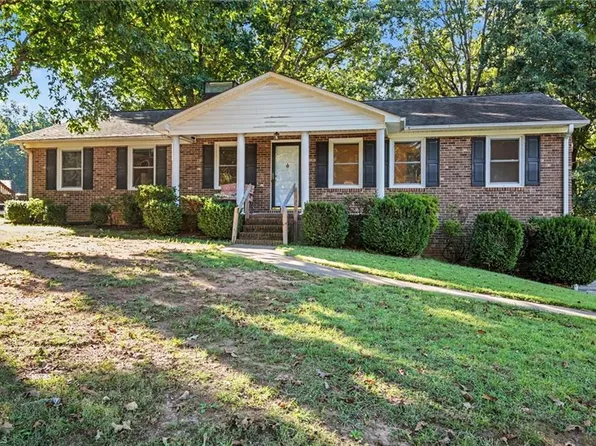 239 Saura Ln, Winston Salem, NC 27107