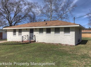 101 Raymond St, Jonesboro, GA 30236