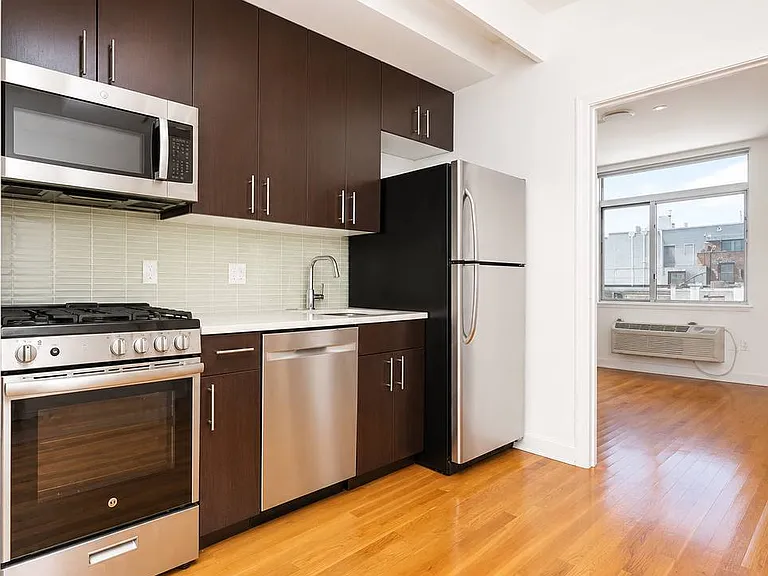 192 Noll St #2E — Photo 2