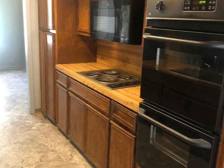 3101 Laguna Dr — Photo 21