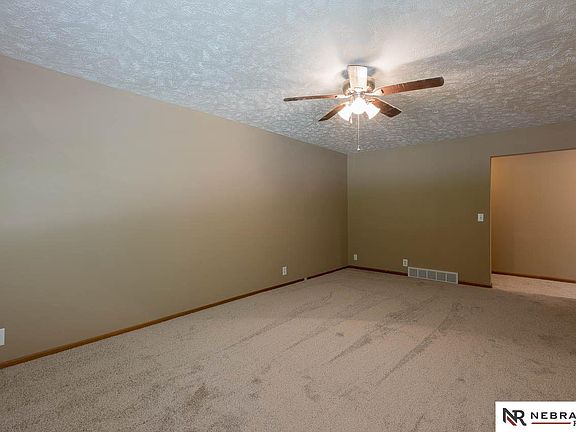 3rd image of 10030 Pinkney St