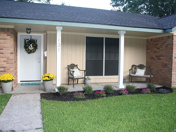 3rd image of 2121 Willow Dell Dr