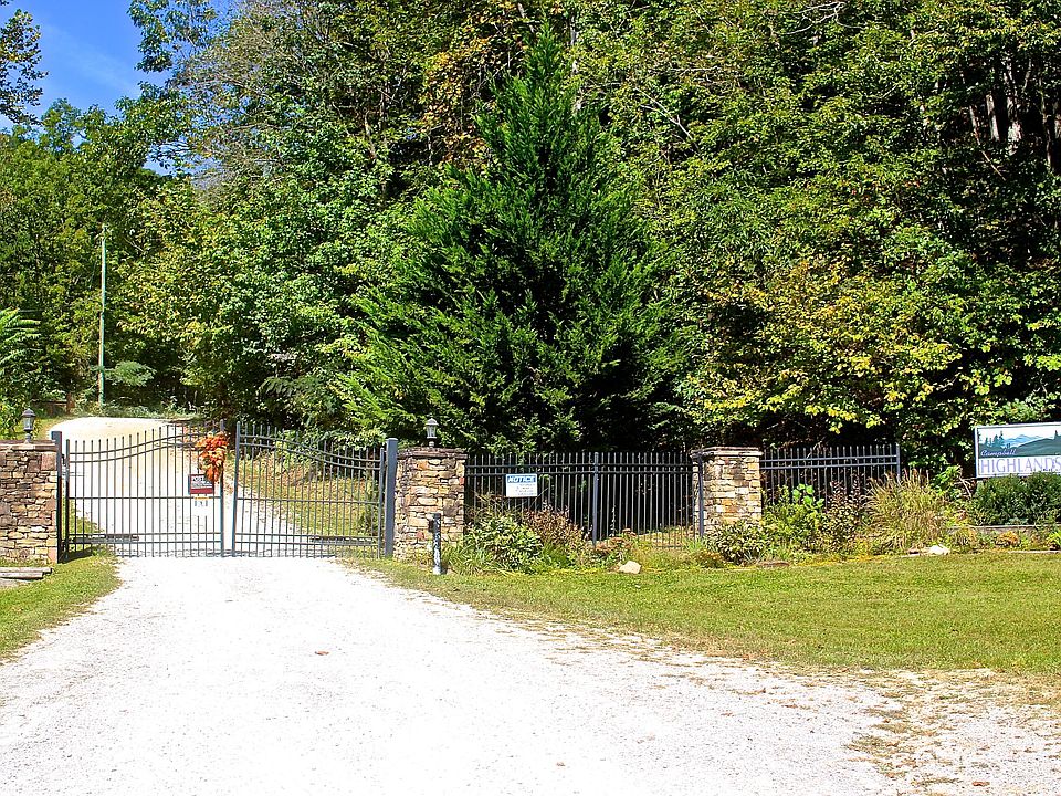 1st image of Campbell Highlands Dr