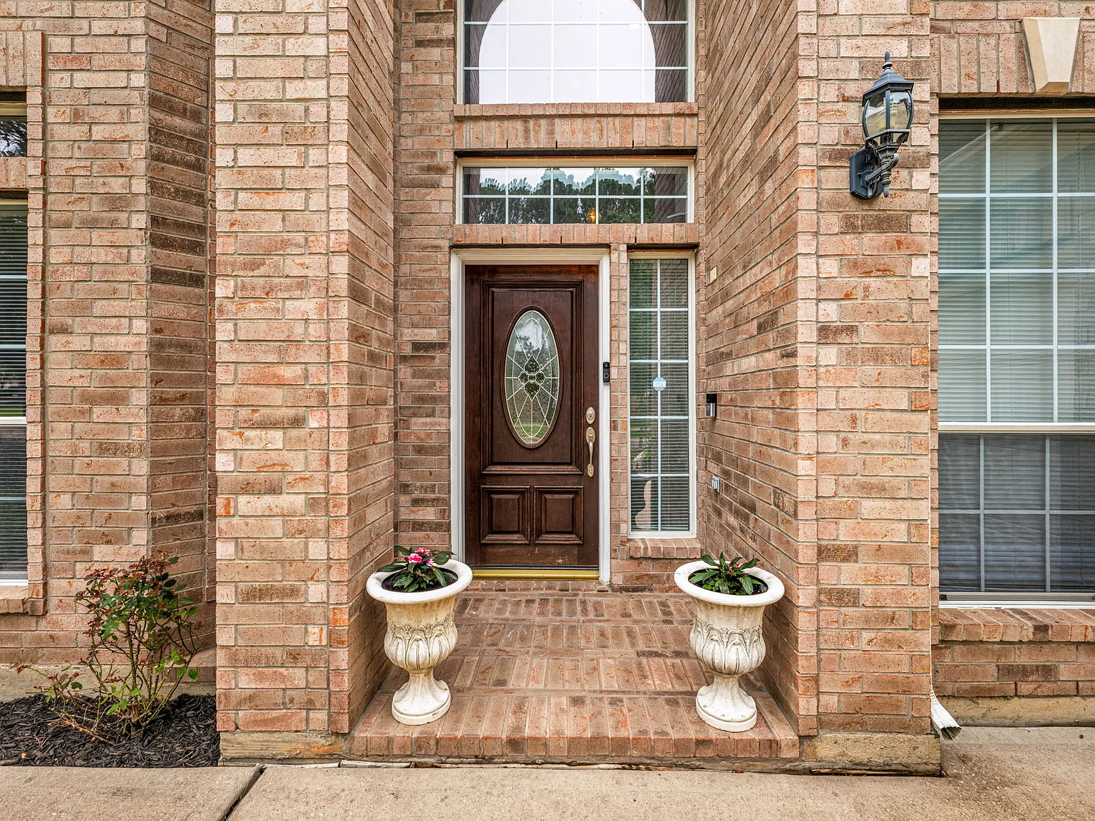 5 bed, 3056 sqft, $2,875 — Photo 3