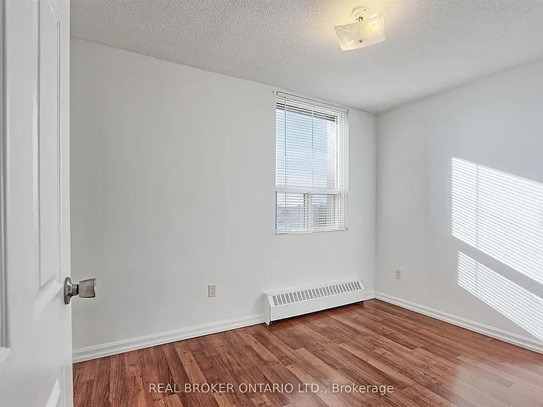 3065 Queen Frederica Dr #707 — Photo 25
