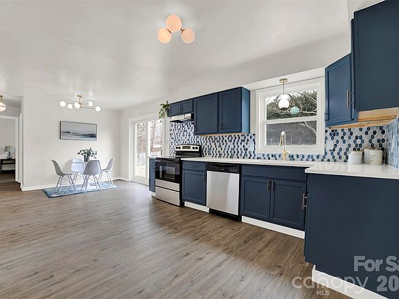 4th image of 1801 Highland Ave
