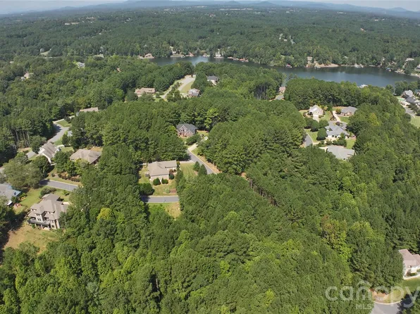 104 Gunpowder View Cir, Granite Falls, NC 28630