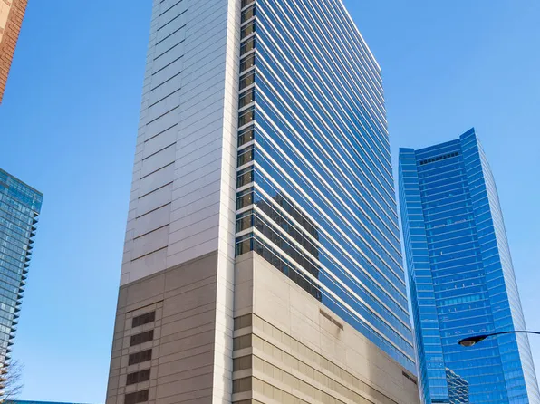 333 N Canal St APT 1306, Chicago, IL 60606