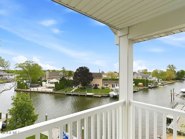632 Drum Point Rd — Photo 23