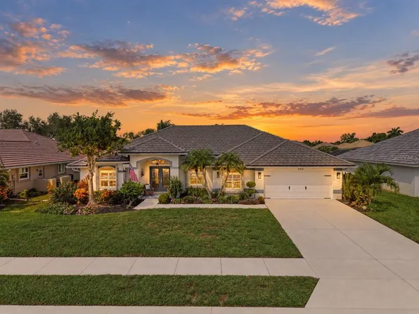 530 LAKE OF THE WOODS DRIVE, VENICE, FL 34293