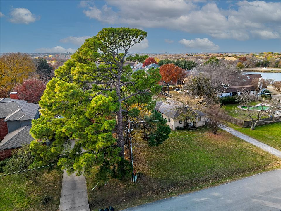 1st image of 2620 Park Dr