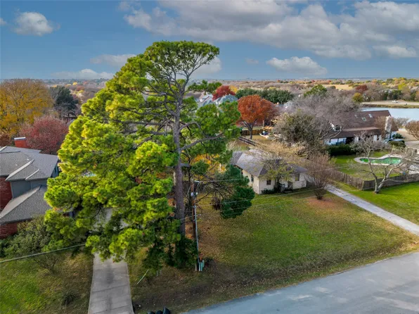 2620 Park Dr, Dalworthington Gardens, TX 76016
