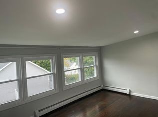 6 Lane Ave, Trumbull, CT 06611