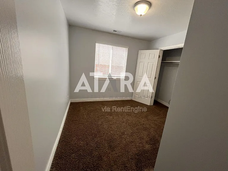2473 W 5400 S — Photo 20