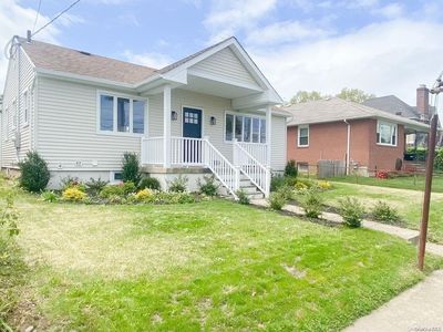 46 Frost Pond Road, Glen Cove, NY, 11542