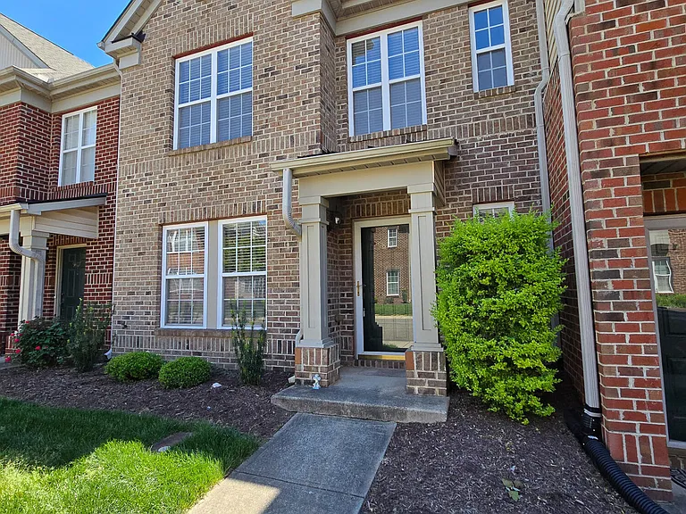 9819 Layla Ave — Photo 1