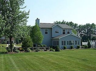 3153 Northview Rd, Uniontown, OH 44685