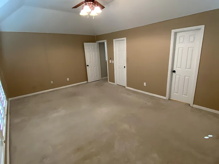 519 Cellars Ct — Photo 8