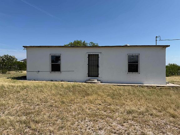 2nd image of 364 Ranch Road 7152l