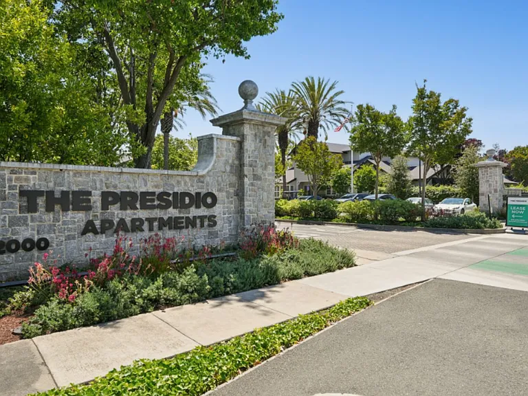 The Presidio Apartments — Photo 54