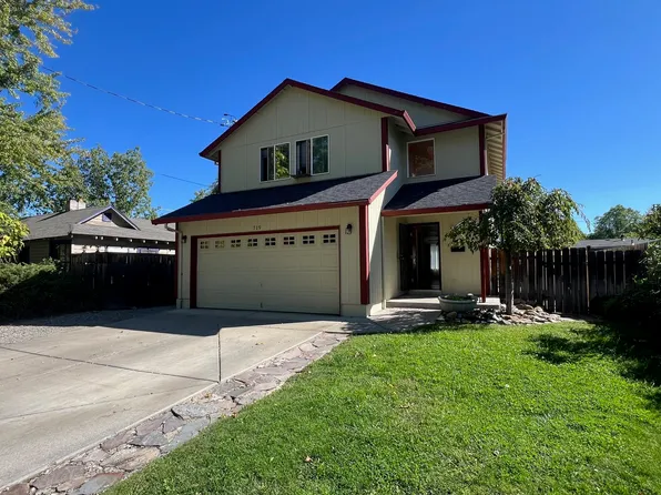 719 Newtown St, Medford, OR 97501