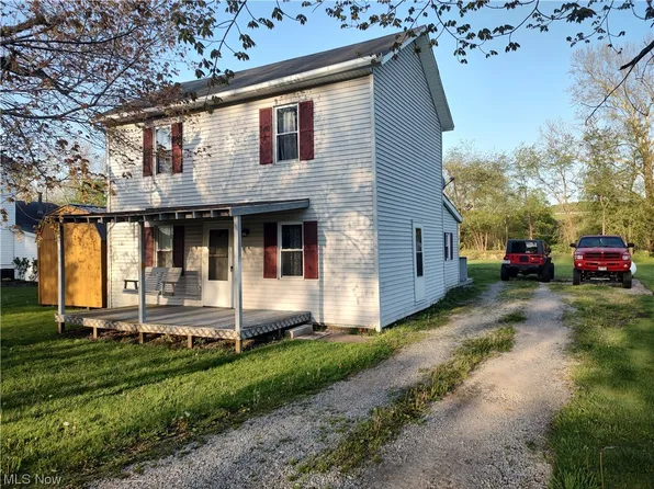 11113 Wolf Station Rd, Newcomerstown, OH 43832
