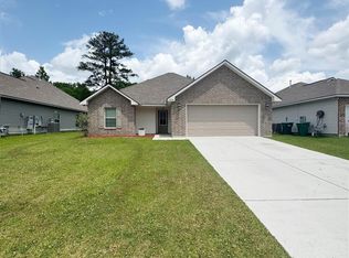 13919 Colt Dr, Denham Springs, LA 70726