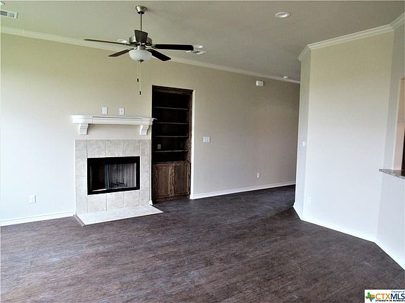 3rd image of 2917 Crystal Ann Dr