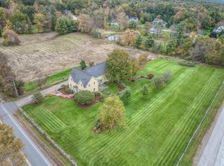 352 N Amherst Rd, Bedford, NH 03110