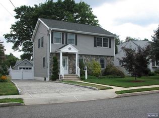 5-11 Bryant Pl, Fair Lawn, NJ 07410